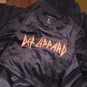 Long sleeve cropped sweater soft